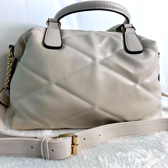 Juicy Couture cream Quilted tote - Picture 3 of 9